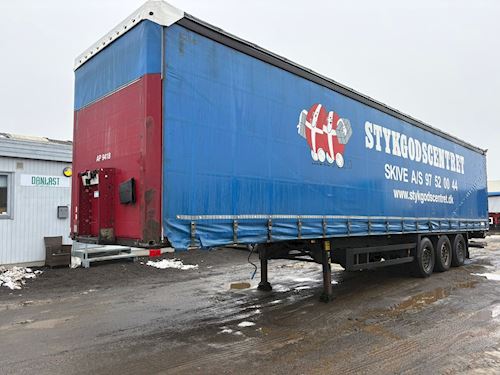 Schmitz Gardin Trailer, Gardin