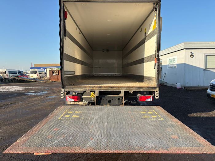 Billede 11 - MAN 26.420 3aks 6x2/4 Fast kasse