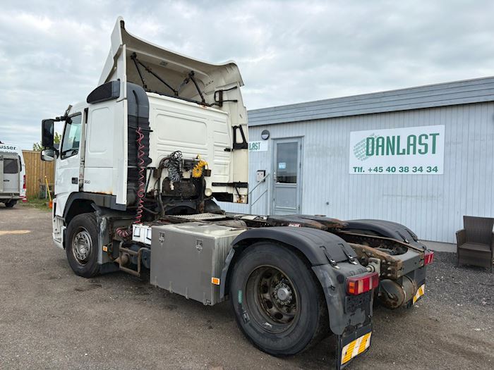 Billede 2 - Volvo FM300 4x2 Tractor - SzM Trækker
