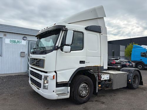 Volvo FM300 4x2 Tractor - SzM, Trækker