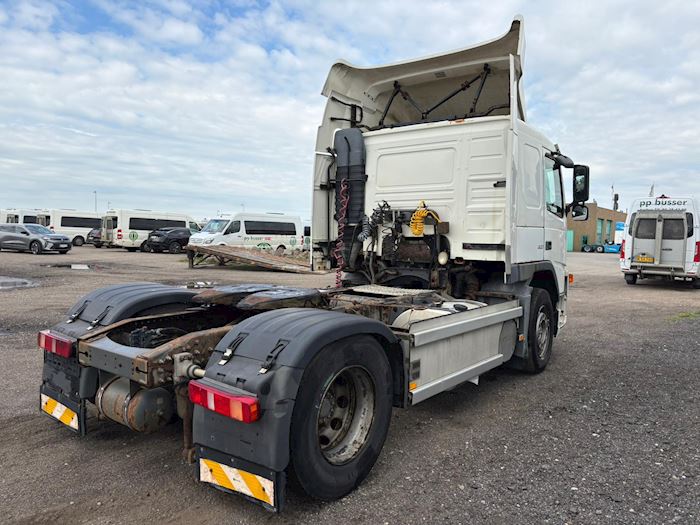 Billede 4 - Volvo FM300 4x2 Tractor - SzM Trækker
