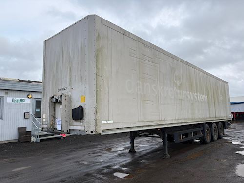 Schmitz 3aks Box trailer, Boks